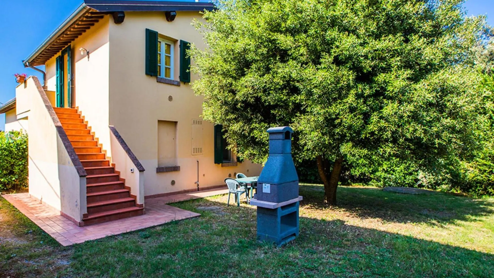 Podere Simonetta - A9 Cecina  Italy